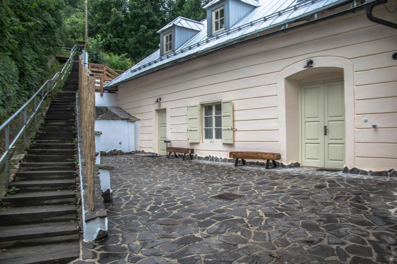 Apartmany Pod Schodami Banska Stiavnica Exterior photo